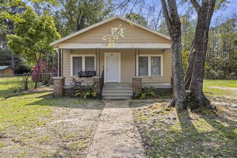 507 Magnolia St Gulfport Ms — Coldwell Banker