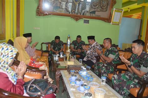 Eksekutif negara yang tertinggi dibawah. Jalin Silaturahmi, Danyonarmed 12 Kostrad Kunjungi Pondok ...