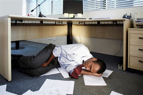 Should You Allow Employees To Sleep On The Job Hr Daily Advisor