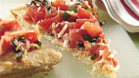 Appetizers set the stage for a meal, so making a delicious one is always a great segway into lunch or dinner. Bruschetta Appetizer Tart recipe from Pillsbury.com