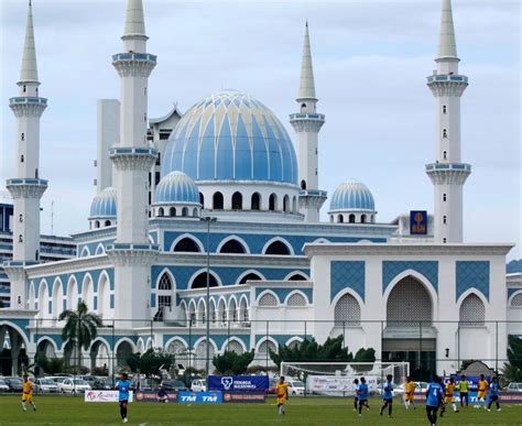Masjid sultan ahmad shah masjid sultan ahmad shah jalan masjid, 25150 kuantan, malaysia ‎. 6 Reasons to Love Peninsular Malaysia's Biggest State ...