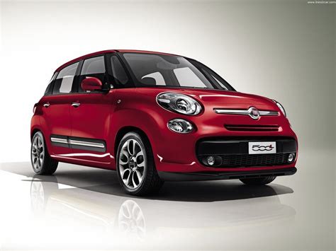 2013 Fiat 500l Front Angle 2 Car Reviews Pictures And Videos