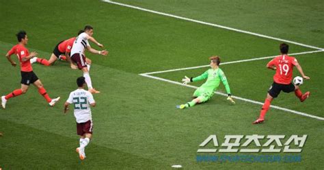 정보 우리나라 vs 멕시코 역대 축구 상대전적. 한국 멕시코한국-멕시코전 MOM 치차리토 '비수 두번 꽂았다 ...