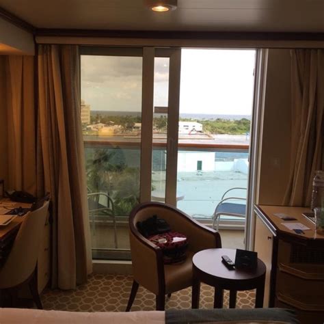 Actual cabin decor, details and layout may vary by stateroom category and type. Royal Princess Cabins and Staterooms