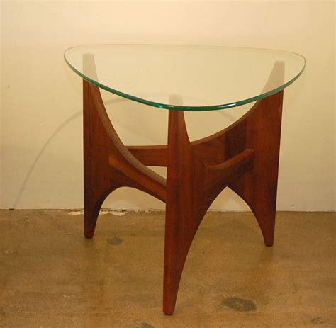 5 out of 5 stars. Noguchi Inspired Side Tables at 1stdibs