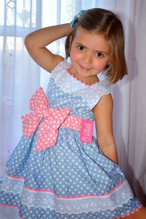 Marina Laencina Marzo 2014 Vestidos Infantis Modelo De Roupa