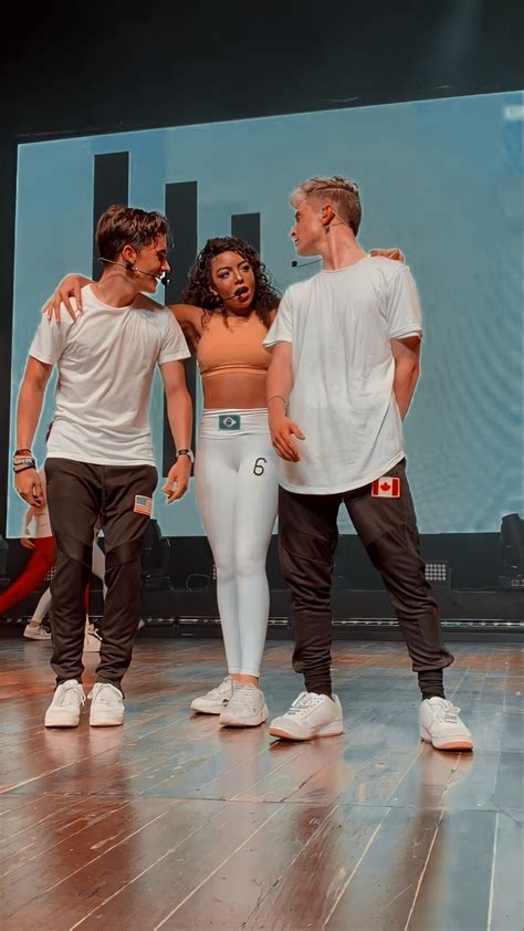 Já postei um da any depois vão lá e assistam! noah urrea, any gabrielly e josh beauchamp wallpaper em ...