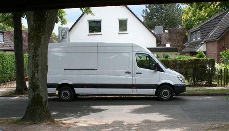 23.11.2020 thema abonnieren zum über die suche habe ich bereits einige informationen zum thema parken gegenüber einfahrt bzw. Hier parkt ein Autofahrer, der wohl keinen Führerschein ...