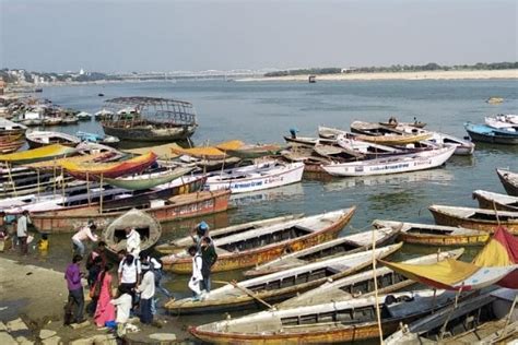 The calculated flying distance from meerut to kashi is equal to 732 miles which is equal to 1178 km. A Trip To Kashi, Varanasi's Centre Of Culture And Art ...