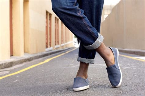 Schießpulver Verkaufen Eid Women Wearing Shoes Without Socks Suchen