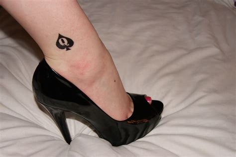 Queen Of Spades Mini Temporary Tattoo Qos Fetish Bbc Hotwife Free Pp Pack Of 10 Ebay