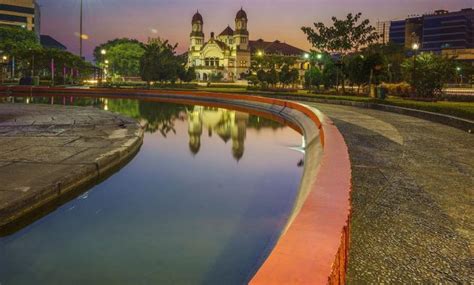 10 Gambar Tugu Muda Di Semarang Malam Hari Hotel Dekat Lokasi Sejarah