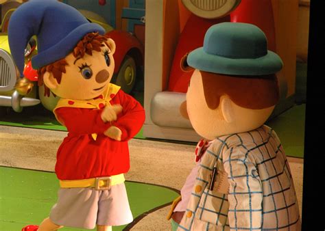 Coloriage oui oui et ses amis. Oui-oui et ses amis - le spectacle musical / AvaxHome
