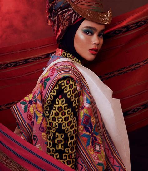 See more of baju tradisional on facebook. Mengenal Keunikan dan Aneka Macam Baju Adat NTT | Budayanesia