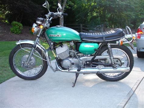 22,241 likes · 4 talking about this. 1971 Suzuki T-250 vintage two stroke street bike | Auto