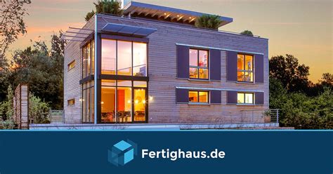 Provisionsfrei und vom makler finden sie bei immobilien.de. Haus mit Turm | Fertighaus.de