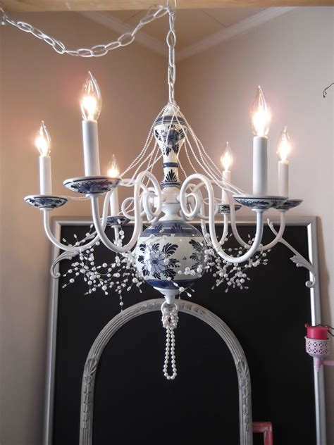 Cottage Style Chandelier Beach Cottage This 8 Light Linear Mercury