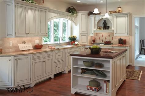 Our taste tends toward the more modern, but something about the look of beth's weathered copper and brass model charmed us. Rustic French Country Cottage Kitchen 17 | Country kitchen ...