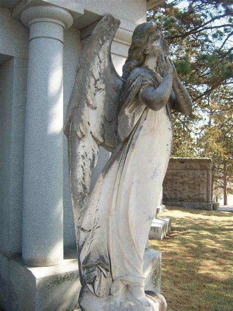 Angel At Holy Sepulchre Cemetery Omaha Ne Celestial Reflections