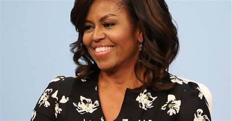 Michelle Obama Denounces Donald Trumps Sexist Comments Teen Vogue