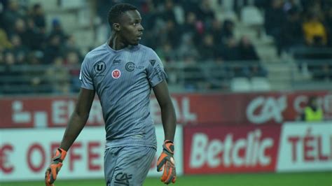 Welcome eden hazard fans in madrid ��. Ligue 1: L'OM souhaite rapatrier Edouard Mendy | EasyDakar