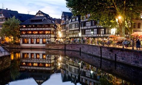 Adoptez le réflexe strasbourg.eu ! Información sobre la ciudad de Estrasburgo - Escuelapedia ...
