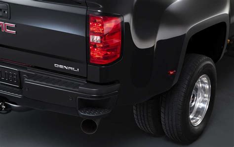 Chevrolet Gmc Unveil Redesigned 2015 Silverado Hd Sierra Hd Photos