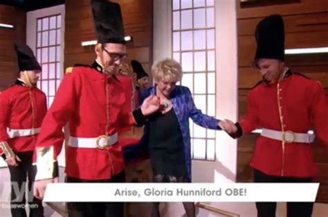 Loose Women Gloria Hunniford ‘nearly Dropped’ As She Arrives On Man Powered Throne Tv And Radio