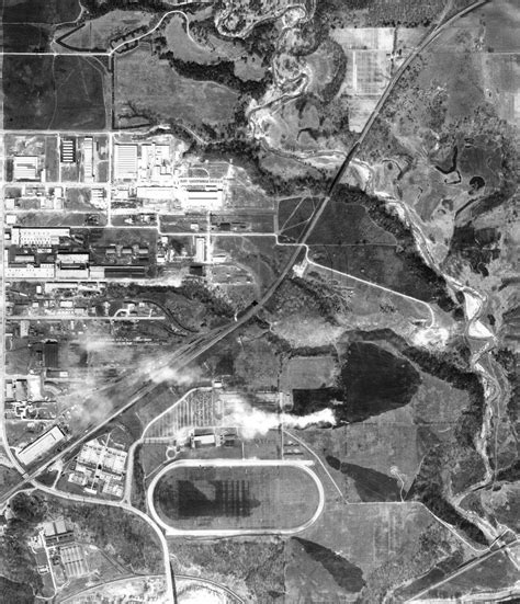 This History Of The Thorncliffe Park Racetrack In Toronto