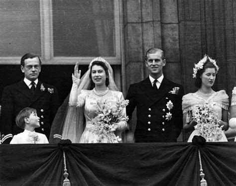 For more videos on queen elizabeth ii, including more wedding. 9 gorgeous, droolworthy photos of Queen Elizabeth and ...