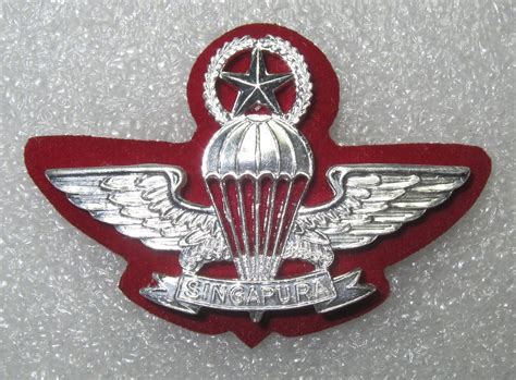Singapore Master Commando Parachutist Parachutist Insignia Badge