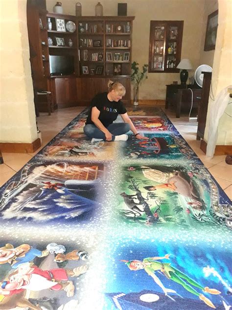 Jul 28, 2019 · not just any puzzle would take a week or two to put together, but the world's largest jigsaw puzzle by ravensburger just might. My aunt just completed the world's largest puzzle (40,320 ...