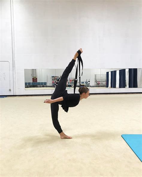 Sophia Lucia Flexibility
