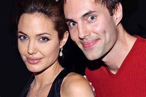 El Increíble Parecido Entre Angelina Jolie Y Su Hermano Con Quien Escandalizó A Hollywood En El