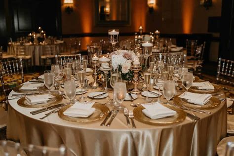 Jupiter beach resort is situated on a modest stretch of beach in the suburban town of jupiter, about 17 miles north of west palm beach. Jupiter Beach Resort Wedding - The Most Beautiful Wedding ...