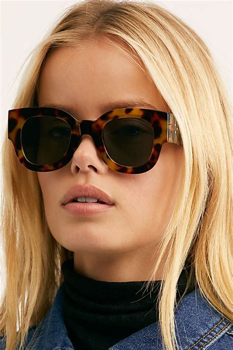 Slide View 1 Modern Tort Sunglasses Elegant Sunglasses Modern Sunglasses Sunglasses Women
