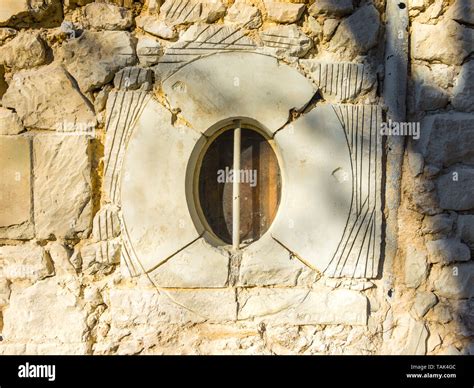 Old Stone House Hi Res Stock Photography And Images Alamy
