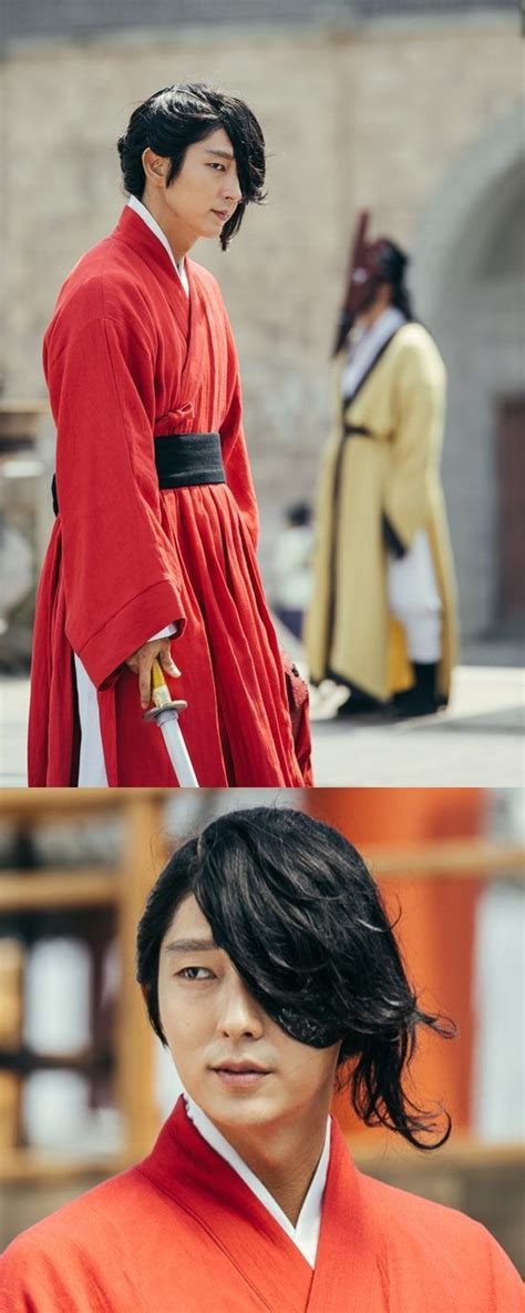 Scarlet Heart Ryeo Shares Heart Stopping Pictures Of Lee Jun Ki