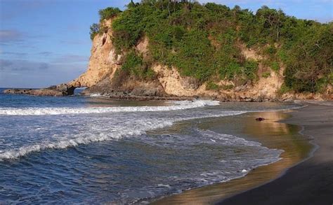 10 best dominica beaches — traverse journeys travel that transforms