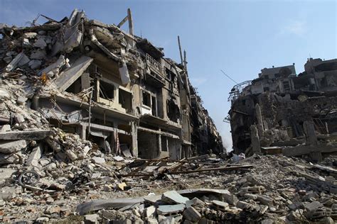 Syria Residents Of Homs Return To City Of Rubble Ibtimes Uk