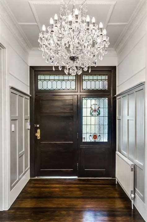 Set the stage for the first steps into your home. 23 Elegant Foyers with Spectacular Chandeliers (IMAGES)