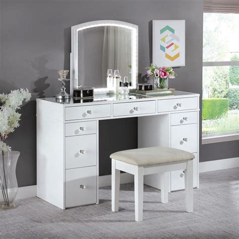 11 Sample Vanity Sets For Small Space Home Decorating Ideas