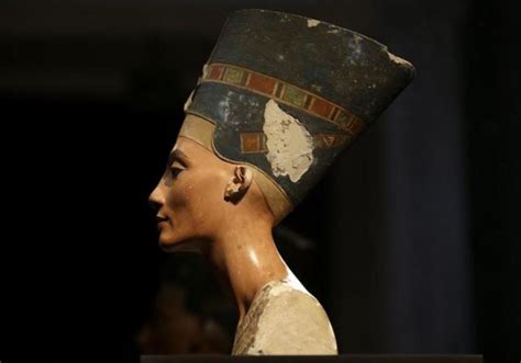 Egypts Lost Queen Nefertiti May Lie Concealed In King Tuts Tomb Trending Stories Jerusalem