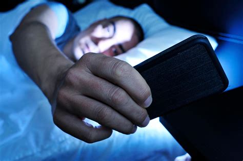 Here’s Why You Shouldn’t Check Your Smartphone In The Middle Of The Night Metro News