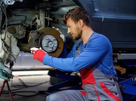 13 Things Your Auto Mechanic Wont Tell You