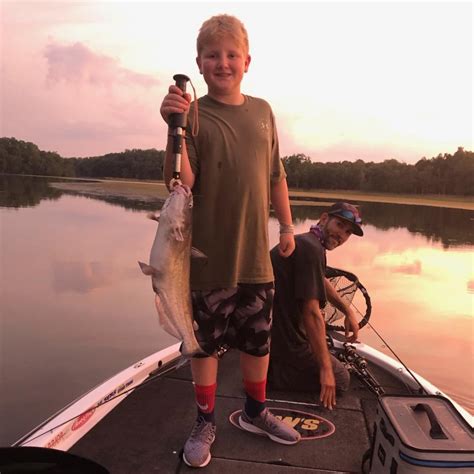 Potomac River Fishing Guide Service - THOMAS HARDEN - Fishers of Men