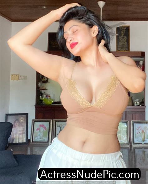 Top Piumi Hansamali Naked Sexy Boobs XXXPic Actress Nude Pic