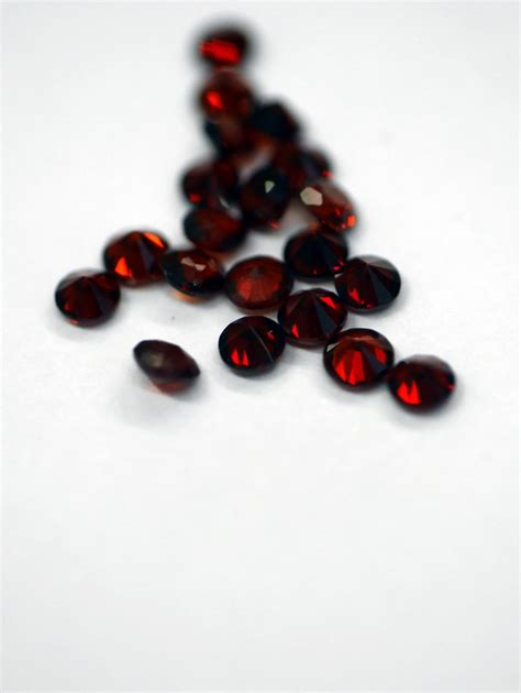 Deep Red Garnets 25mm Another Visit From My Gemstone Dea Flickr