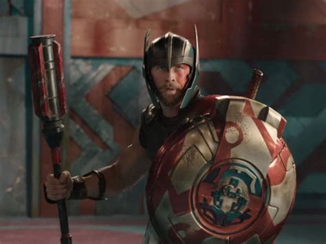 Thor Ragnarok Teaser Thors Hammer Destroyed And A Fight With Hulk