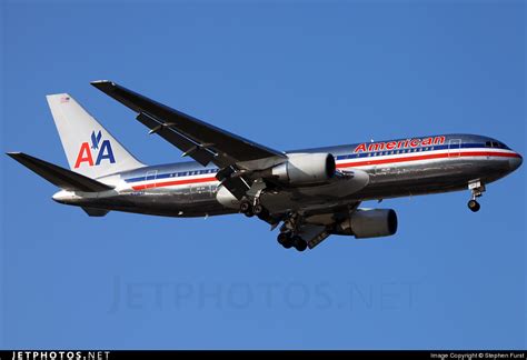 N338aa Boeing 767 223er American Airlines Stephen Furst Jetphotos